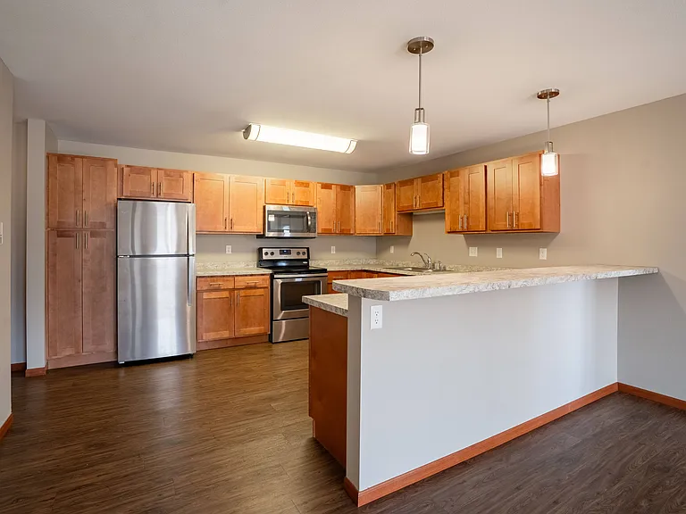 Fargo, ND Urban Plains Apartments | 22A | Kitchen