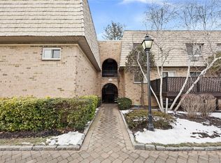 330 S Central Ave #F3, Scarsdale, NY 10583