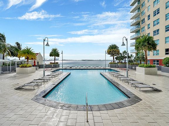 4th image of 1155 Brickell Bay Dr APT 1402