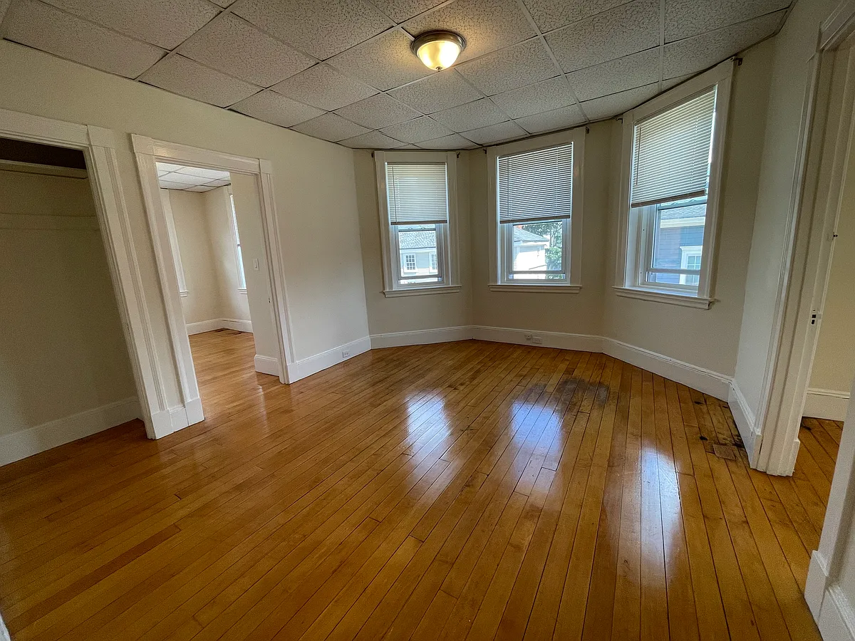 Building Photo - 15 Lynde St #17