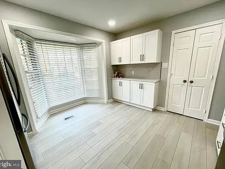 6633 McLean Ct — Photo 10