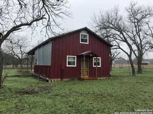 200 Saddleback Rdg Trl, Bandera, TX 78003