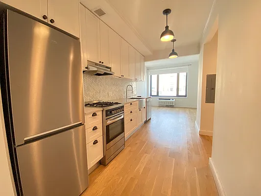 Rented by Zjama Realty Corp | media 1
