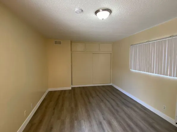 100, 712 E Hardy St #1B, Inglewood, CA 90301