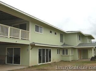 320 S Kalaheo Ave, Kailua, HI 96734