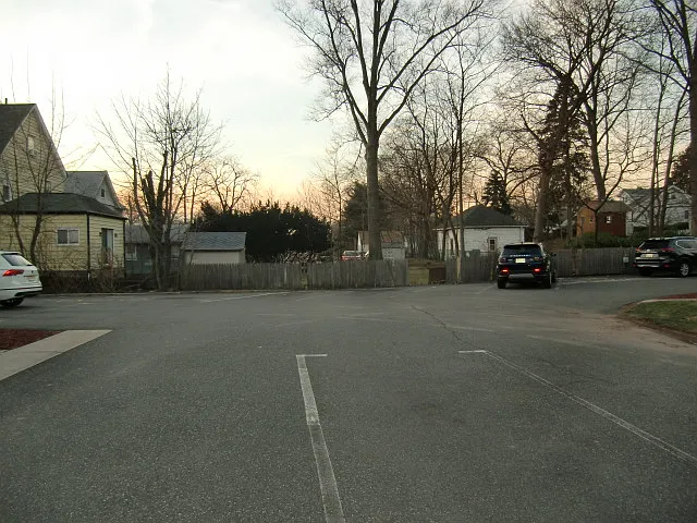 482 Broad Ave #7 — Photo 19