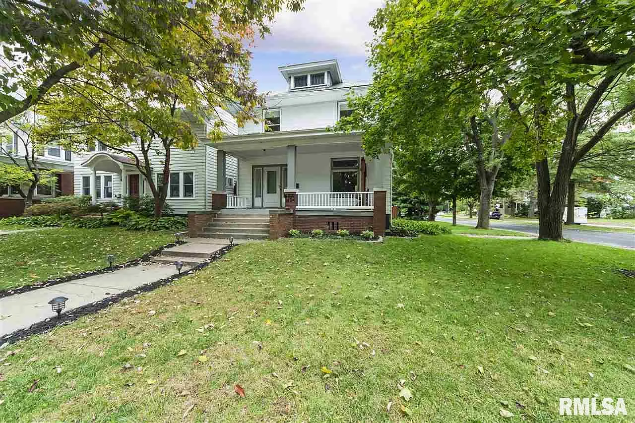 1503 W Columbia Ter photo 1