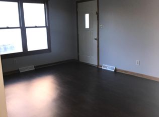 612 E North St, Crown Point, IN 46307