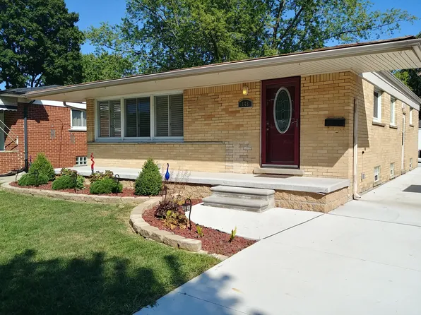 148 W Elmwood Ave, Clawson, MI 48017