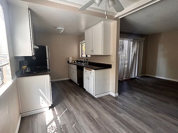 4th image of 4609 4th St APT 1