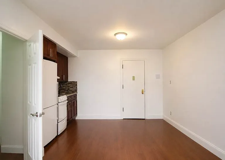 57 Herkimer St #309 — Photo 1