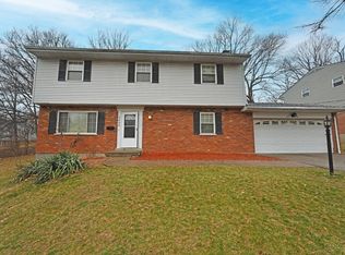 2430 Whitewood Ln, Cincinnati, OH 45239
