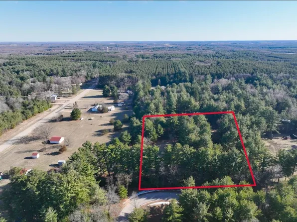615 Phen Dr, Redgranite, WI 54970
