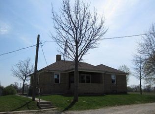 19352 Capp Rd, Morrison, IL 61270