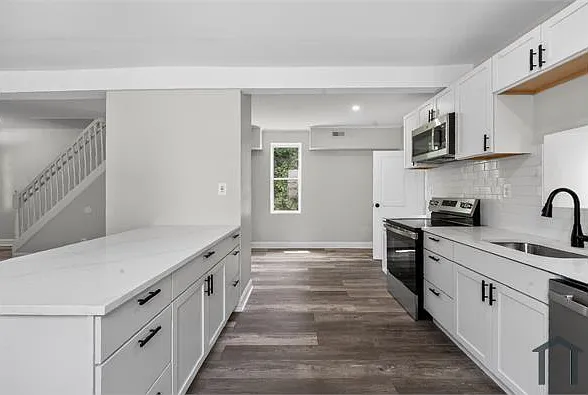 5012 Ivanhoe Ave — Photo 8