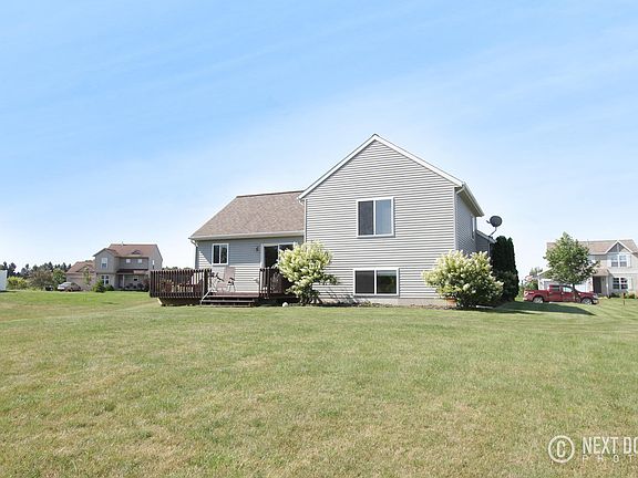 4th image of 6915 Peninsula Dr NE