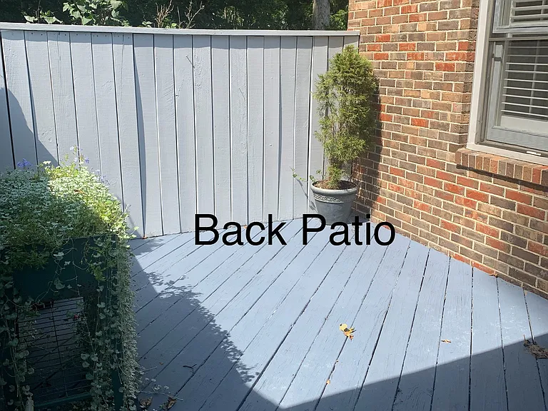 396 Hermitage Ave — Photo 11