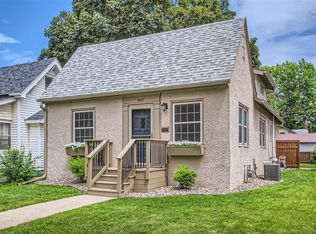 4147 30th Ave S, Minneapolis, MN 55406