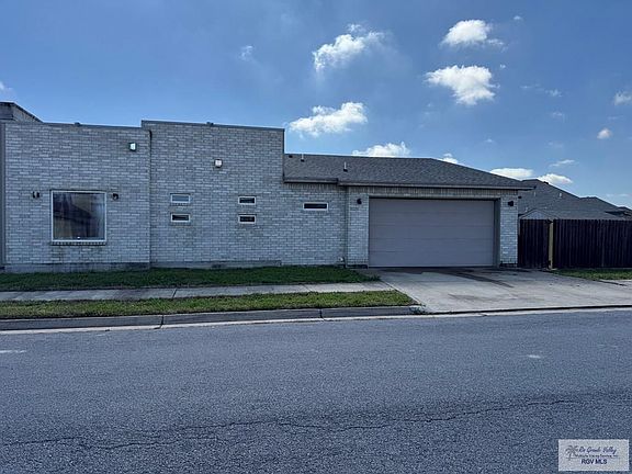 3rd image of 6881 Tenaza Dr