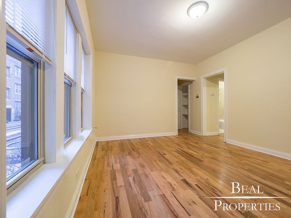 1st image of 622 W Barry Ave #B622n3
