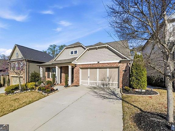 2nd image of 240 Wildcat Ridge Dr