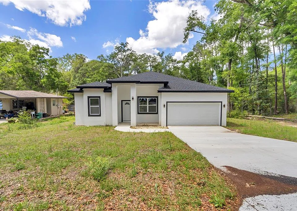 4592 SW Channel Heights Ct