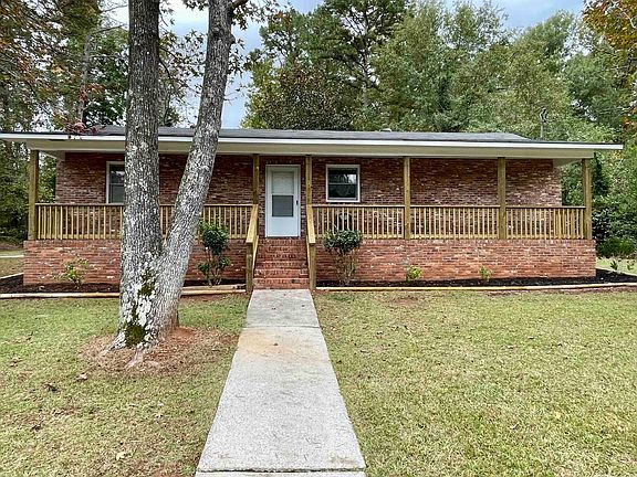 2nd image of 301 Winchester Dr