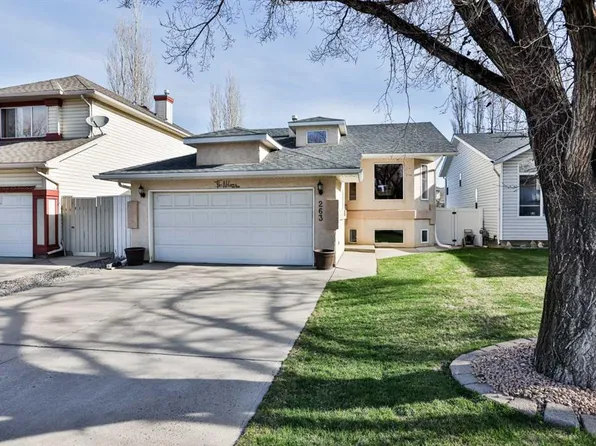 263 S Red Crow Blvd W, Lethbridge, AB T1K 7B2