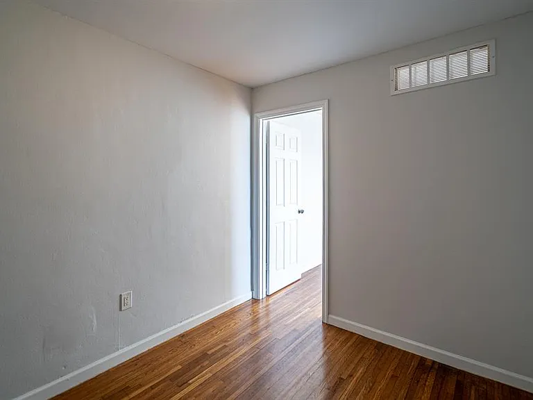 7931 East Dr #405 — Photo 21