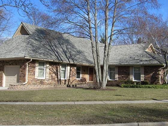 1st image of 605 Paradise Ln