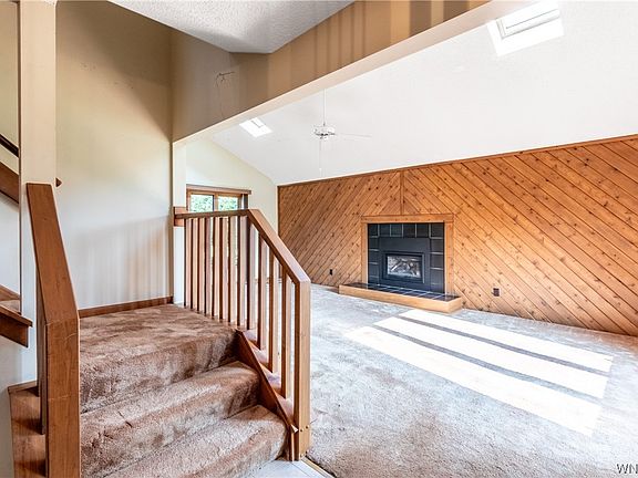 5th image of 1020 Campbell Blvd