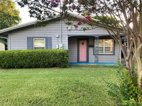 224 28th St SW, Paris, TX 75460