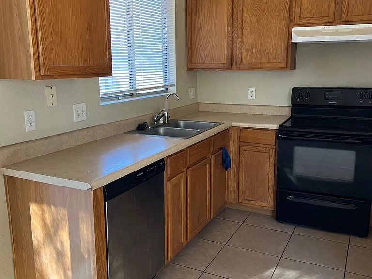5049 N River Song Ln — Photo 22