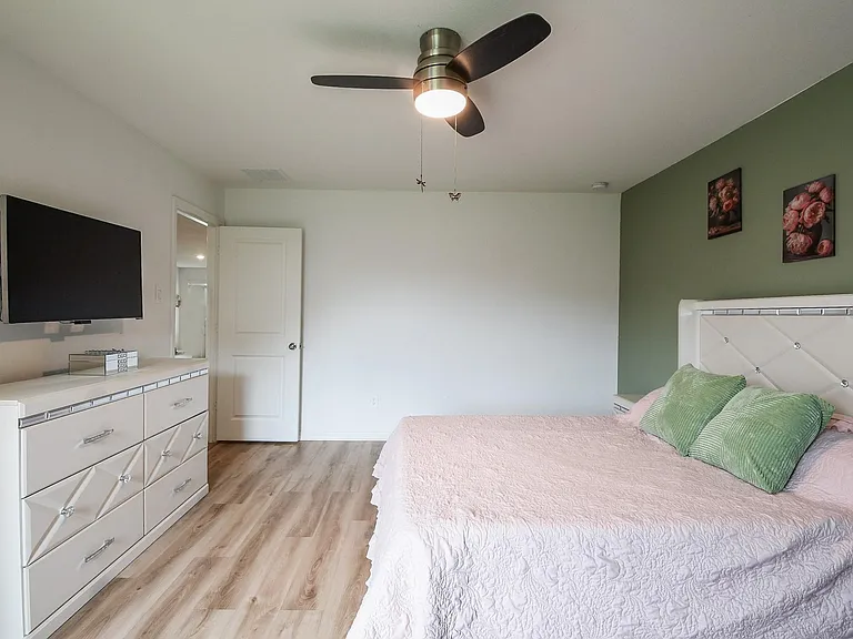 2728 Cadiz Bay Dr — Photo 18