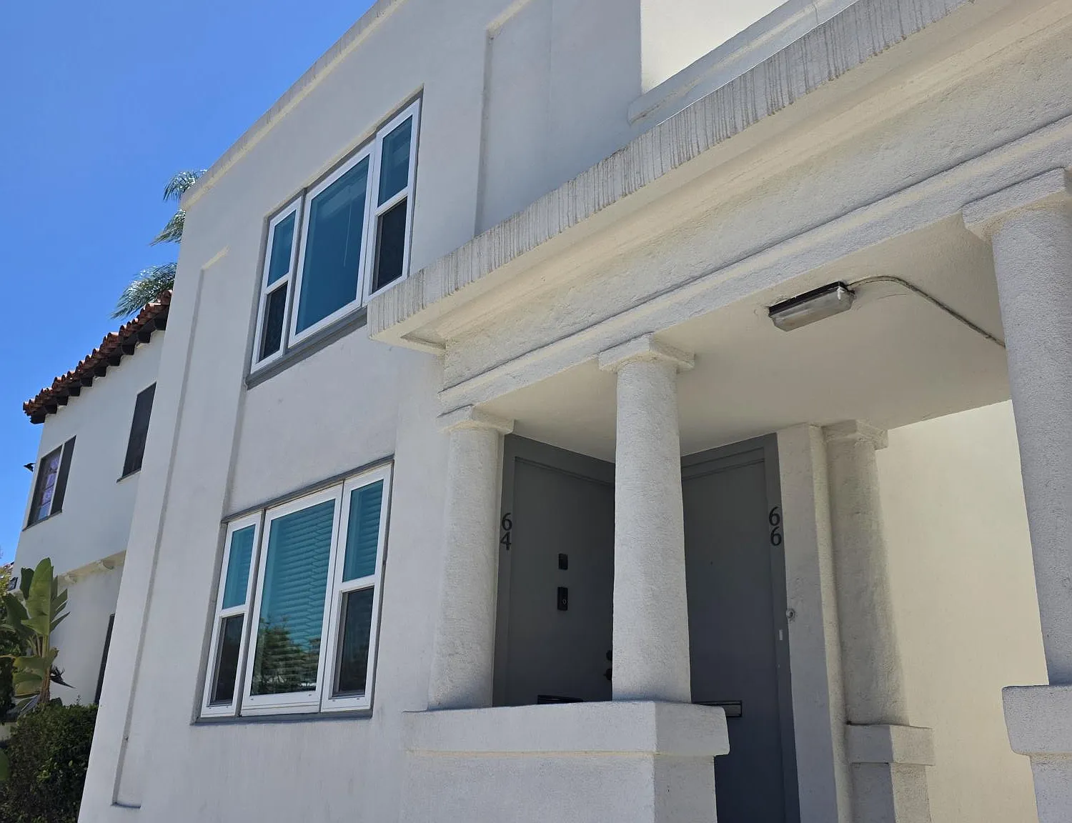 2 bed, 800 sqft, $2,700 — Photo 3