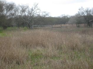 2476 Minatre Rd, Inez, TX 77968