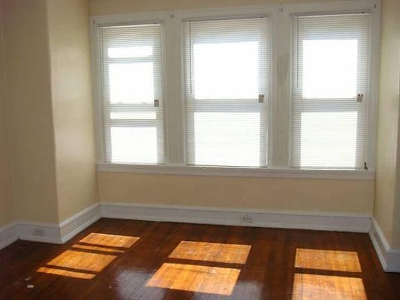 3rd image of 5705 Ashland Ave