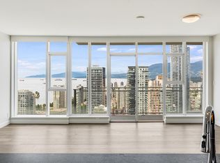 1372 Seymour St #4502, Vancouver, BC V6B 0L1