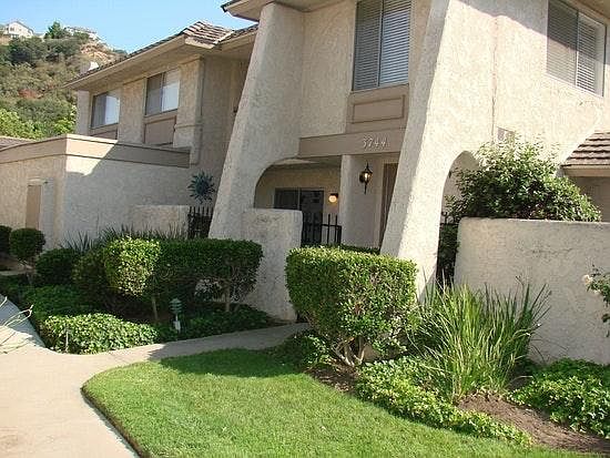 1st image of 3744 Summershore Ln