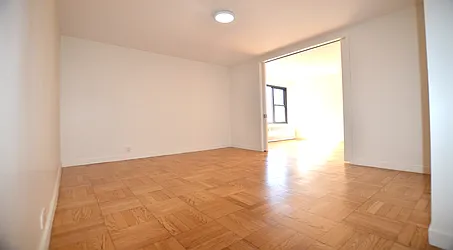 Rented by Manhattan Realty Group