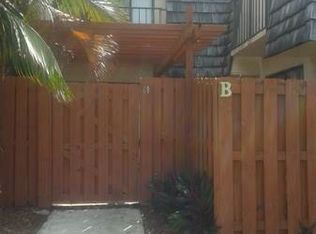 2690 Albatross Rd N APT B, Delray Beach, FL 33444