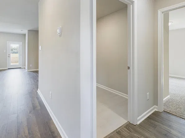 120 Lake Oak Dr, Lafayette, LA 70507