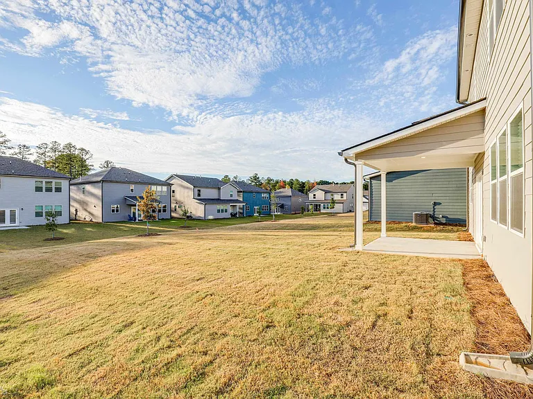 360 Caledonia Ct — Photo 45