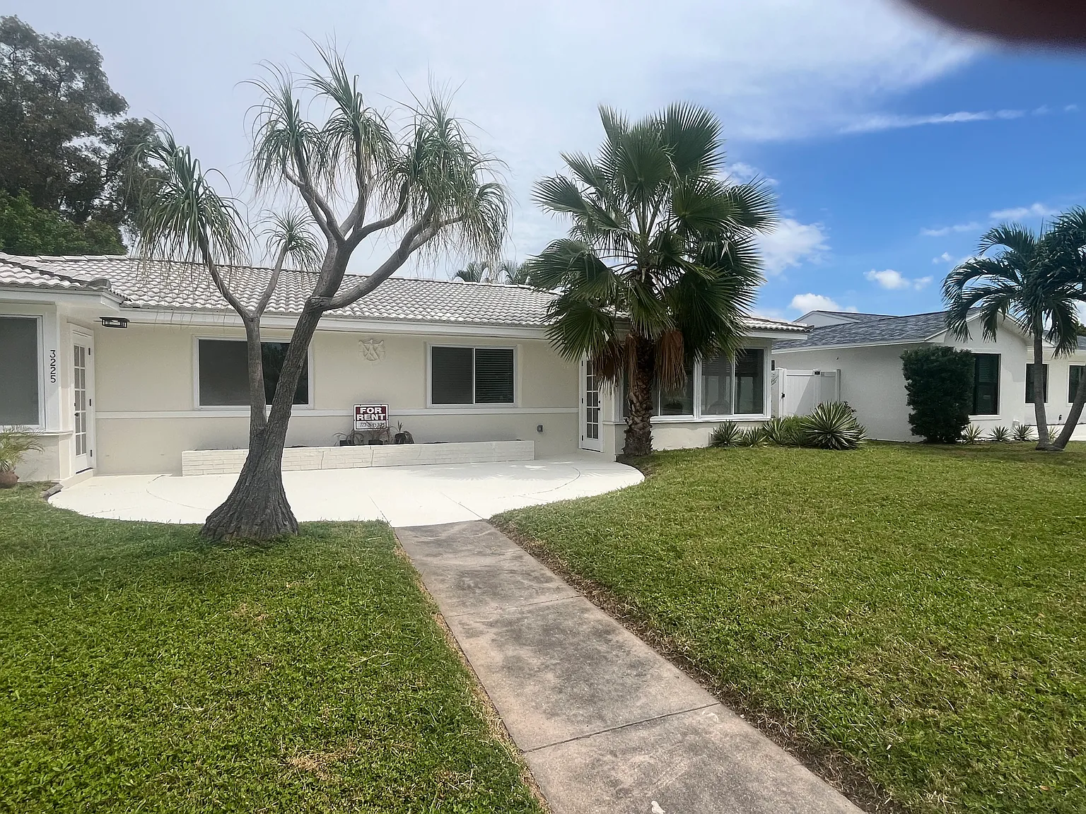 3223 E Debazan Ave — Photo 4