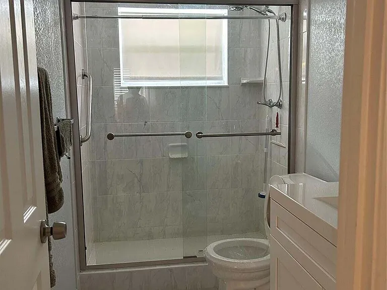 4090 NW 42nd Ave #105 — Photo 8
