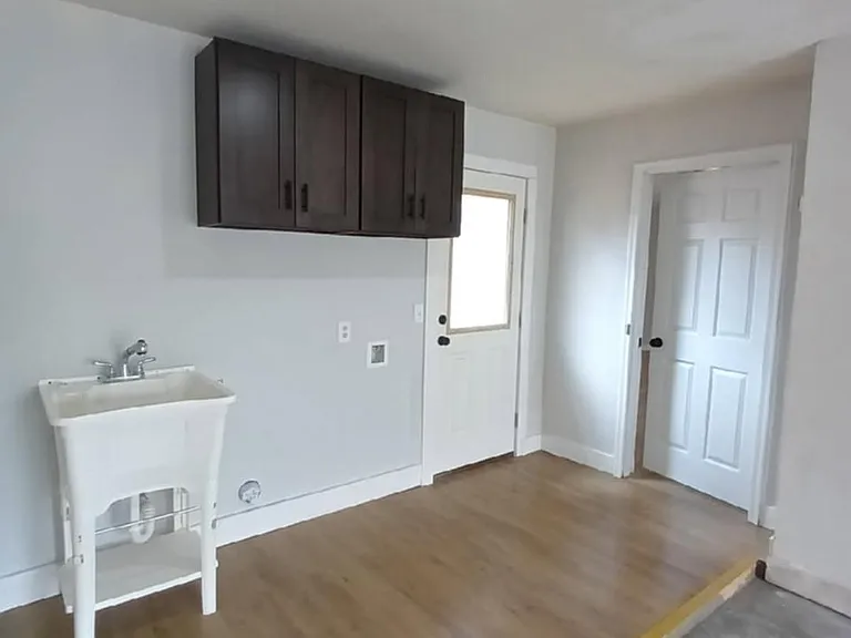 203 Pine Hills Dr — Photo 6