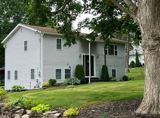 533 Sayles St, Oneida, NY 13421