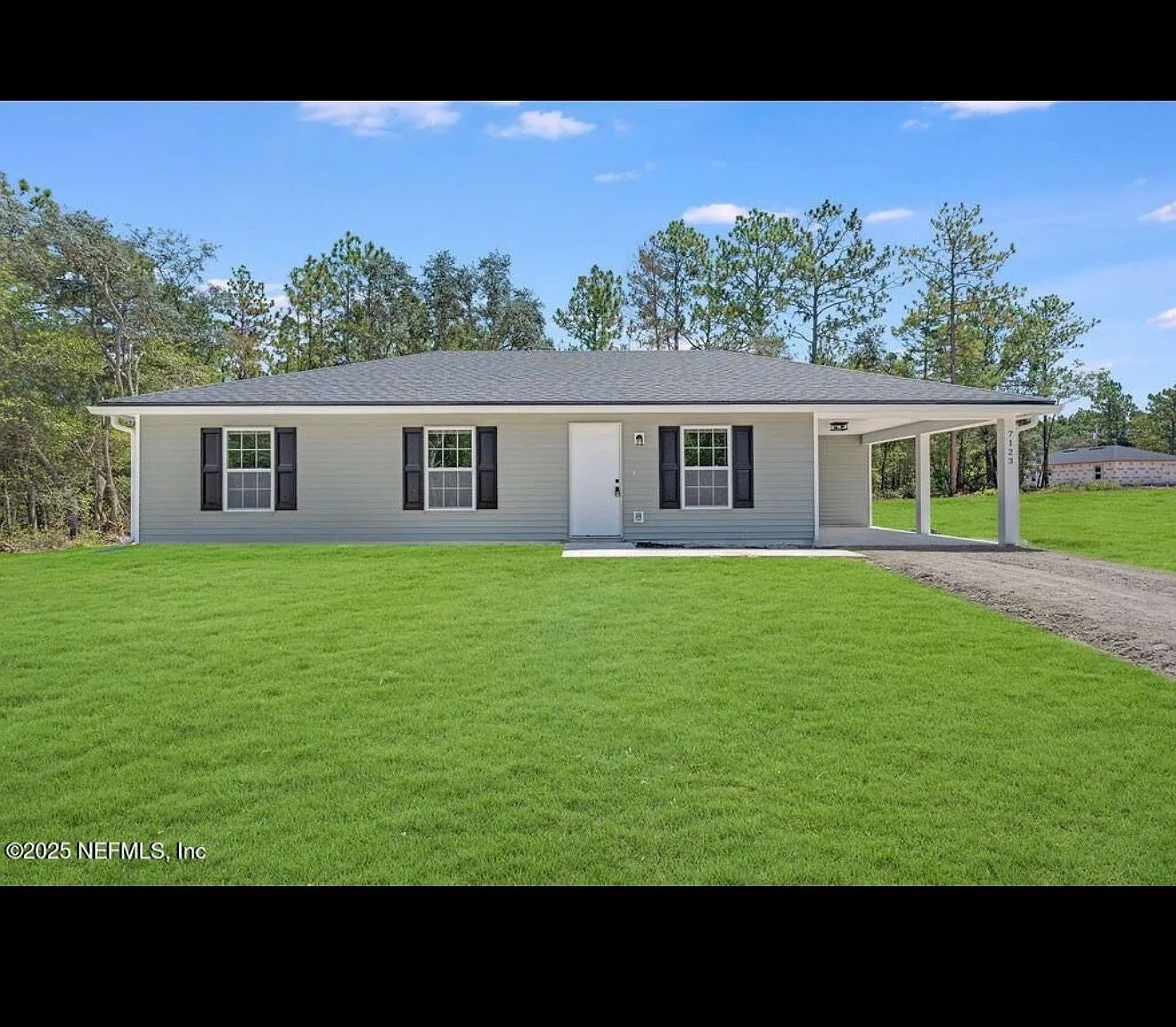 3 bed, 2.0 bath, 1227 sqft, $1,700 — Photo 3