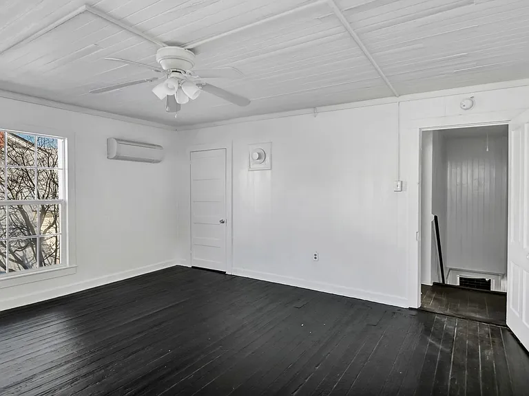 203 Oliver St — Photo 12