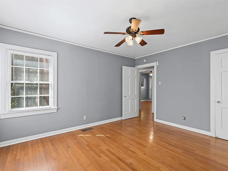 5834 Goodwin Ave — Photo 19